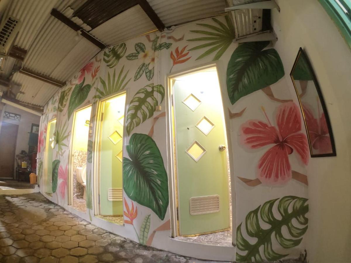 Laura'S Backpacker 523 Hostel Yogyakarta Kültér fotó