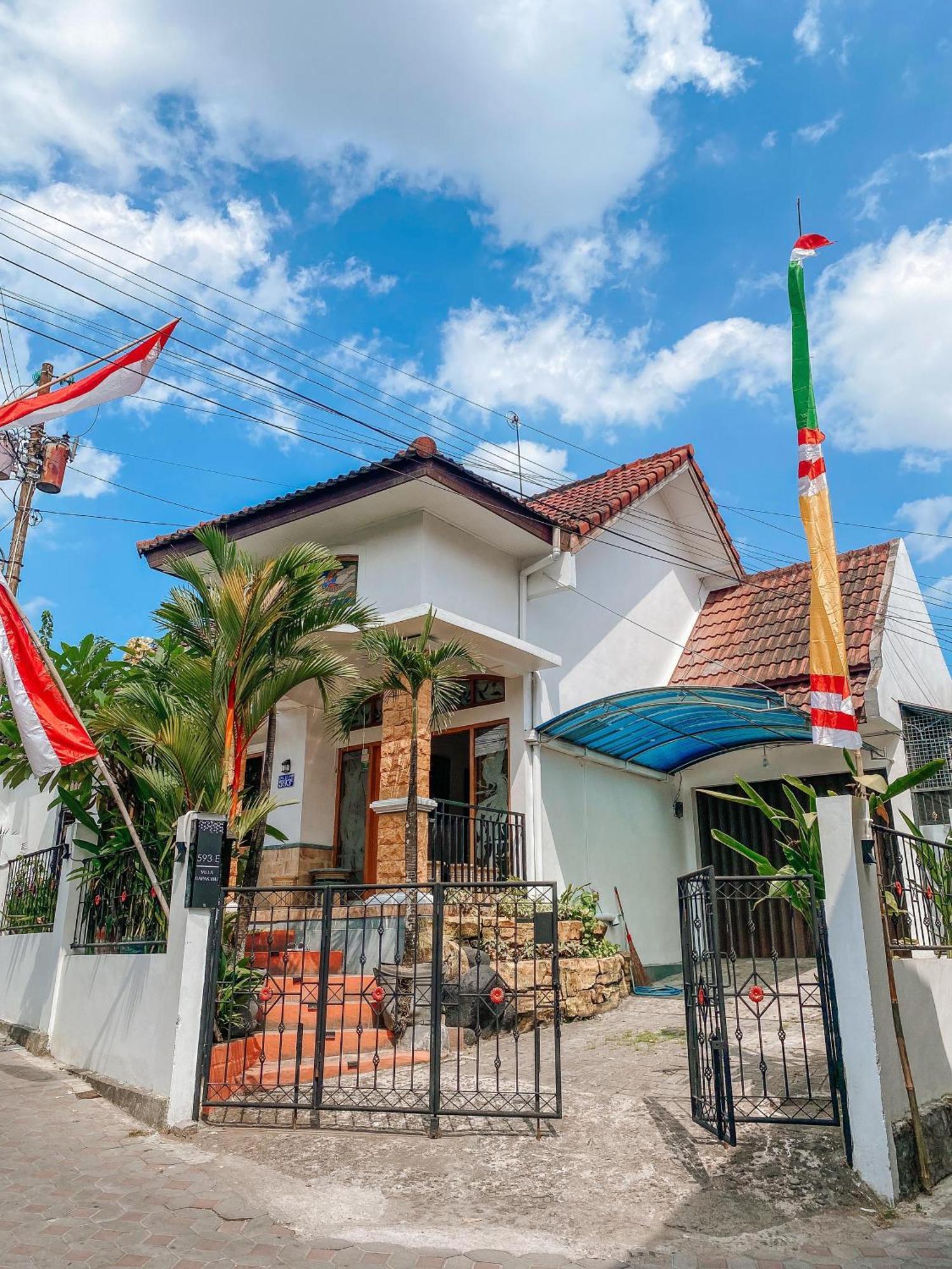 Laura'S Backpacker 523 Hostel Yogyakarta Kültér fotó